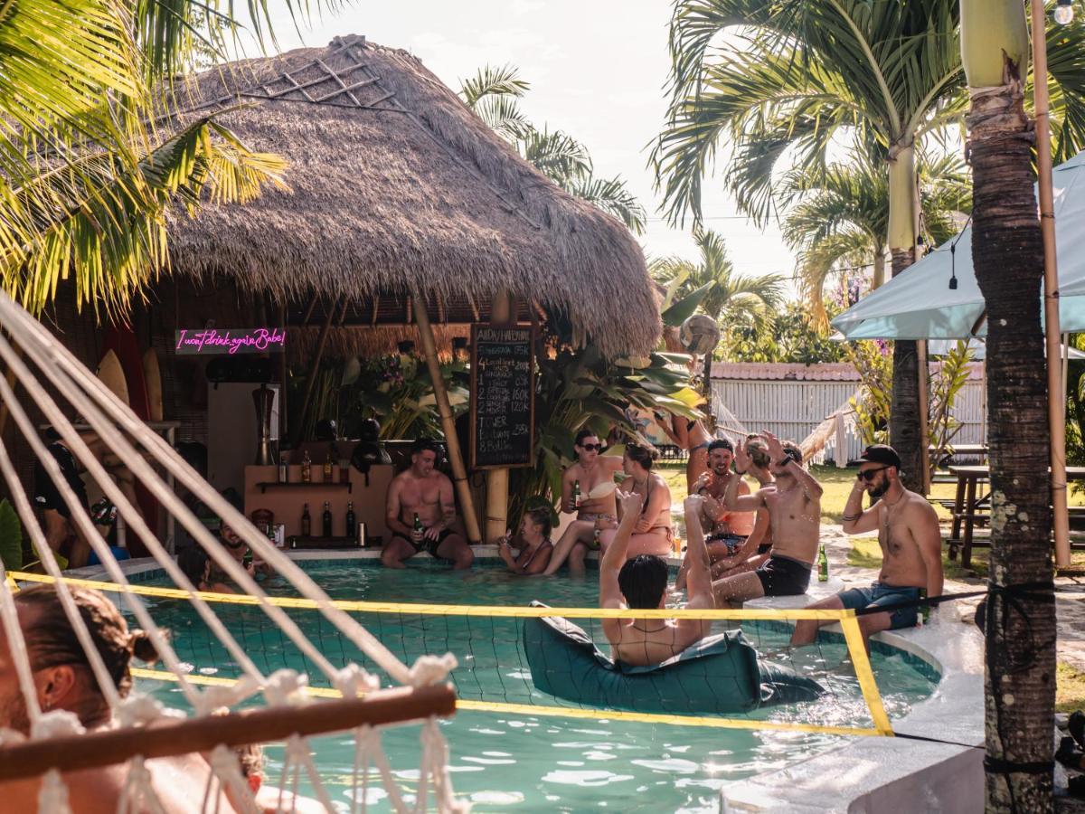 Clandestino Hostel Canggu Экстерьер фото